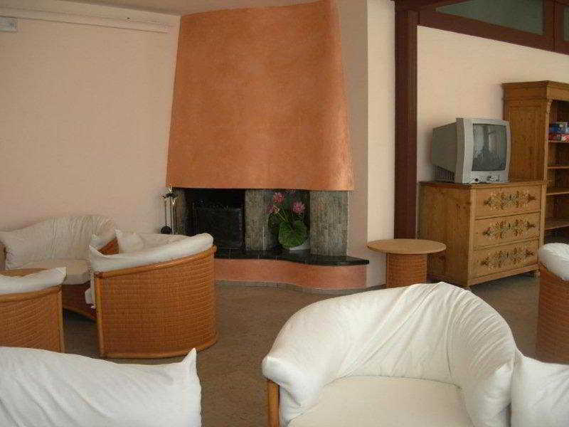 Hotel Sorriso Brenzone sul Garda Luaran gambar